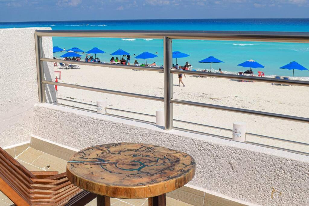 Ocean Front Villa Marlin, Best Location In Hotel Zone #109 Κανκούν Εξωτερικό φωτογραφία