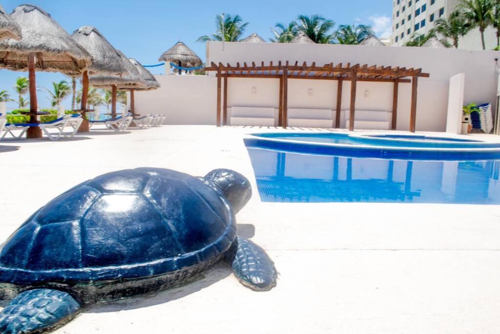 Ocean Front Villa Marlin, Best Location In Hotel Zone #109 Κανκούν Εξωτερικό φωτογραφία